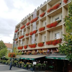 Hotel Kapos